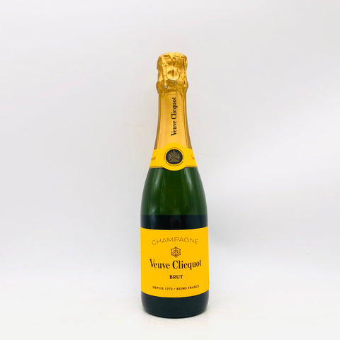 ヴーヴクリコ イエロー ハーフボトル 375ml。華やかに弾ける、王道シャンパーニュ。 