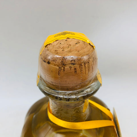 パトロン アネホ 750ml。樽熟成が生む、上質でまろやかなプレミアムテキーラ。