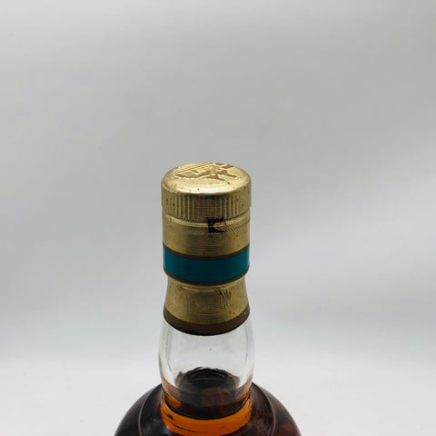 ボウモア 12年 カモメラベル 750ml。やさしいスモークと潮風が調和する、王道アイラモルト。