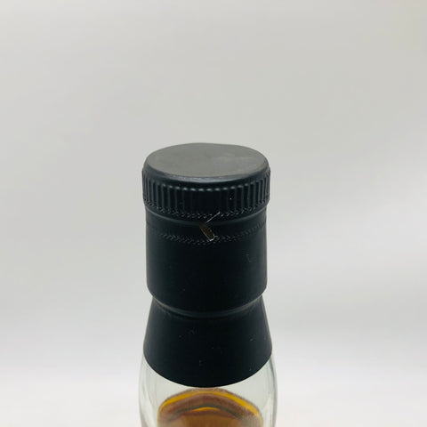 ラフロイグ 16年 帆船ラベル 2004-2020 700ml。潮と煙が織りなす、円熟のアイラ。