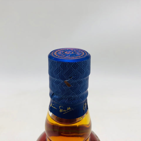 シーバスリーガル 18年 ゴールド シグネチャー ベビーボトル 200ml。凝縮された、18年の贅沢。