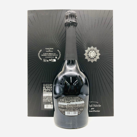 ローラン・ペリエ グラン・シエクル No.25 シャンパーニュ 750ml 12%、黒を基調とした高級感あるボトルと箱付き、繊細な泡と熟成した香りが特徴の逸品。