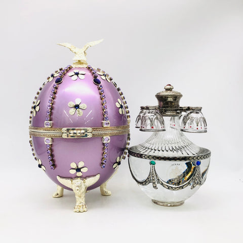 LADOGA ラドガ インペリアルコレクション イースターエッグ ライラックフラワーズ 700ml、豪華装飾のデキャンタに収められたロシア産プレミアムウォッカ。