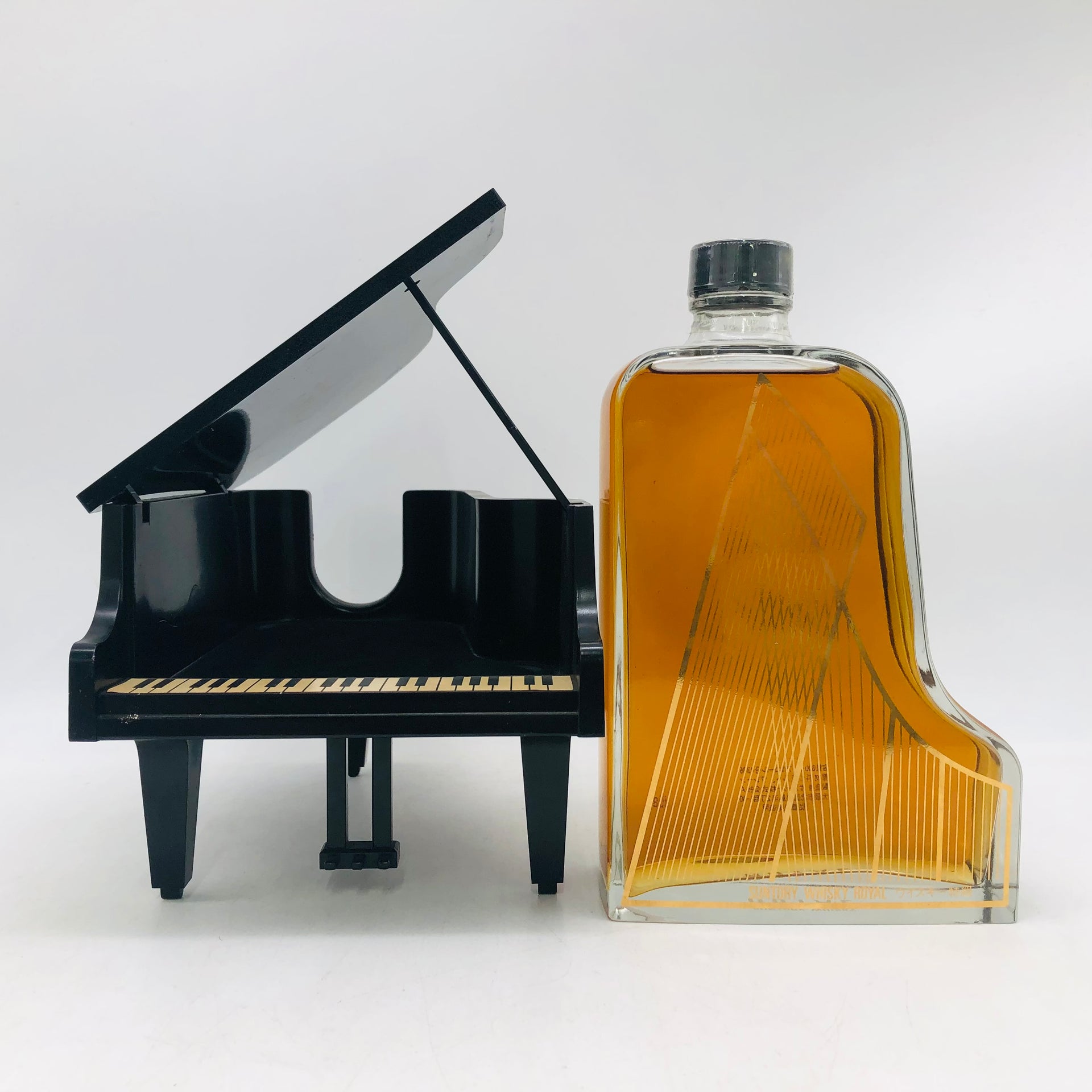 SUNTORY サントリー ローヤル ピアノ型ボトル 特級 600ml – お酒の通販 