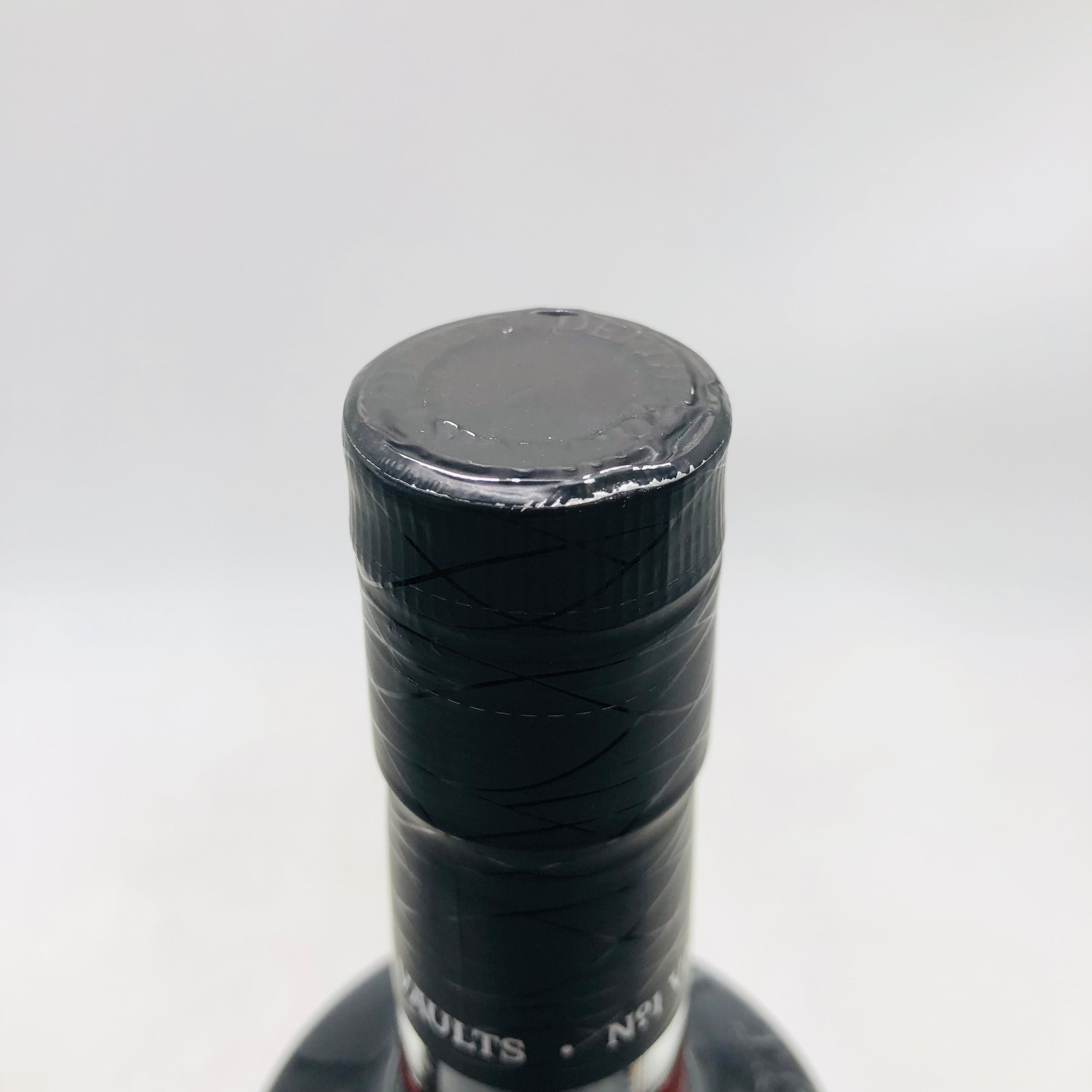 ボウモア 18年 フェスアイル 2020限定版 BOWMORE ボウモア18年 アイラフェス 2020 700ml – お酒の通販