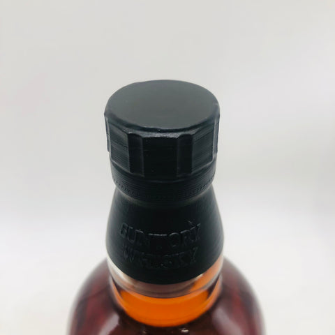 山崎蒸溜所 ファミリーマート40周年記念ボトル 700ml、特別デザインの限定品。