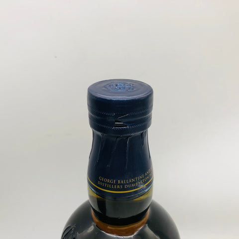  バランタイン リミテッド 700ml。気品と円熟をまとう、上質ブレンデッド。