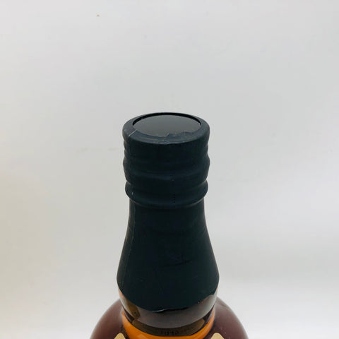 寒松一色 700ml。穏やかな甘みと飲みやすさが魅力のブレンデッドウイスキー