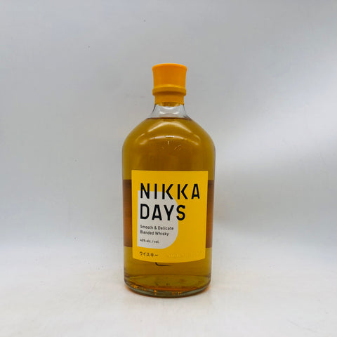 ニッカデイズ 700ml。毎日にちょうどいい、ニッカのやさしさ。