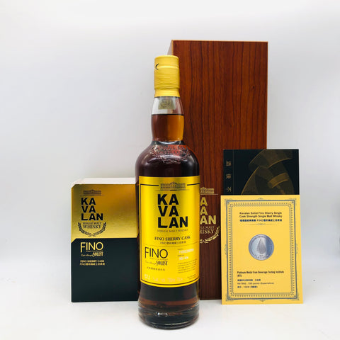 カバラン ソリストフィノシェリーカスク 700ml。フィノシェリー樽が生む、華やかで奥深いソリスト。