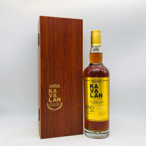 カバラン ソリストフィノシェリーカスク 700ml。フィノシェリー樽が生む、華やかで奥深いソリスト。