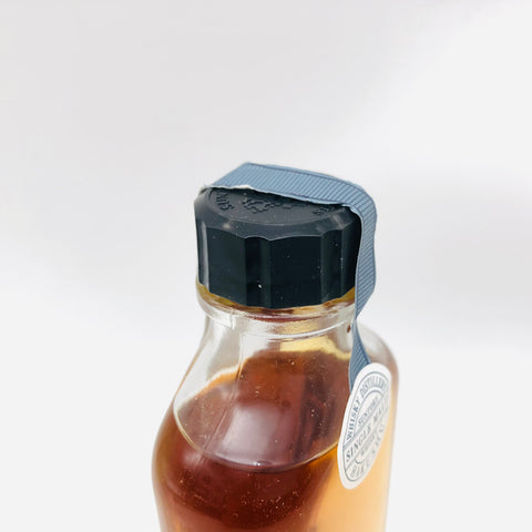 SUNTORY サントリー 白州蒸溜所 8年 190ml。森の息吹を感じる、爽やかな一杯。　