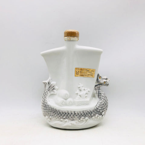 スーパーニッカ 干支 七福竜 600ml。縁起を呼ぶ、七福竜の特別スーパーニッカ。
