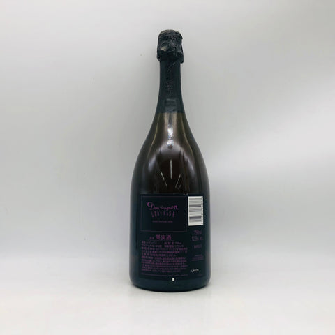 ドンペリニヨン レディーガガロゼ 2008。挑発する、泡の芸術　