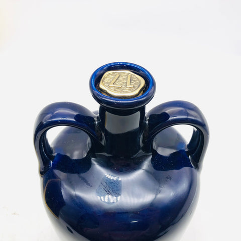 バランタイン 17年 ベリーオールド 陶器ボトル 750ml。名門ブレンデッドの傑作を、重厚な陶器ボトルで味わう。