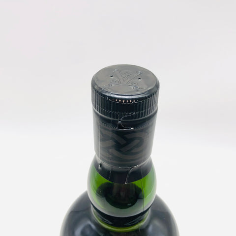 アードベッグ ホームカミング 700ml。帰郷を祝う、重厚なアードベッグ。