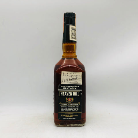 ヘブンヒル 8年 750ml。伝統が育てた、王道バーボンの味わい。