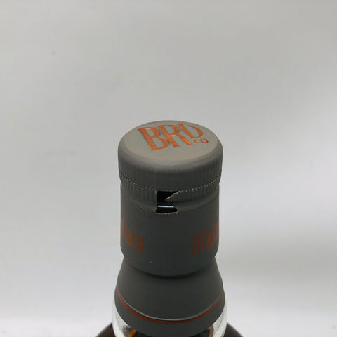 ベンリアック10年 700ml。三種の樽が織りなす、親しみやすく奥深いスペイサイド 