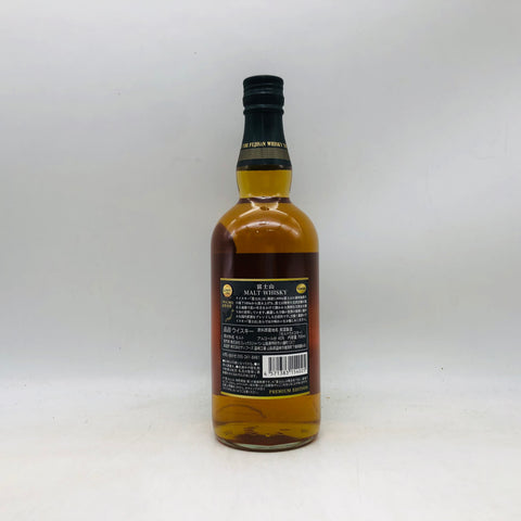 富士山 700ml。富士の恵みを映した、滑らかで上品なジャパニーズウイスキー。