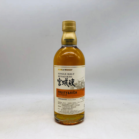 ニッカ宮城峡 フルーティ&リッチ 500ml。果実が華やかに香り立つ、宮城峡限定のエレガントモルト。