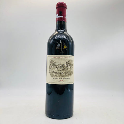 シャトーラフィットロートシルト2005 750ml。静寂の中に宿る偉大なる力　