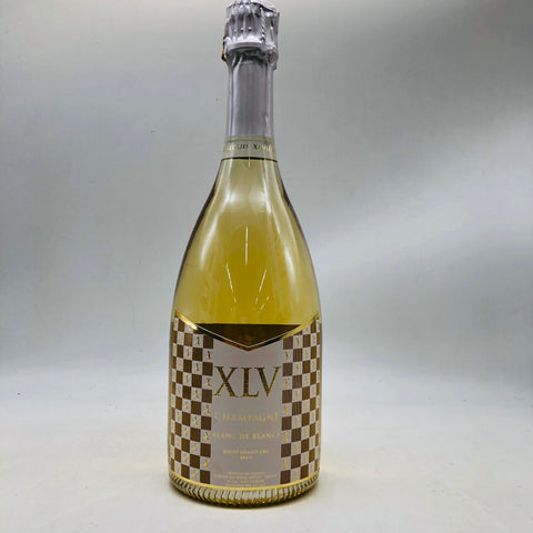 XLVブランドブランプルミエクリュ 750ml。気品が泡に宿る、ヴィトン家の白い芸術。　