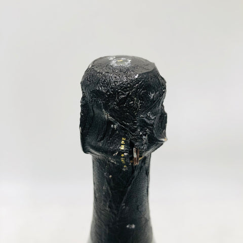 ドンペリニヨン2000 750ml。時を重ねた熟成美が際立つ、記念日にふさわしい一本 