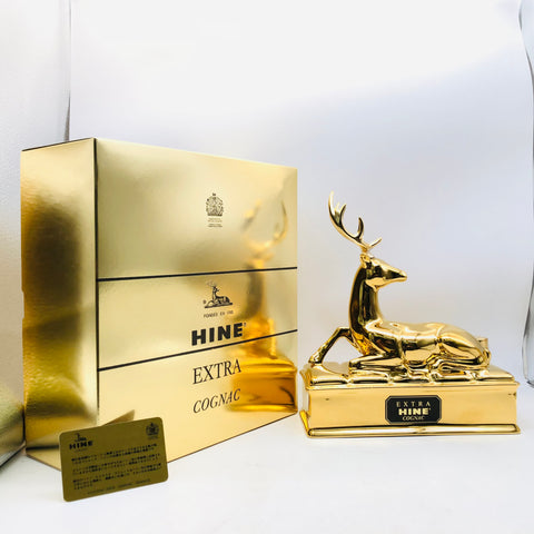 ハイン エクストラ COGNAC 陶器ボトル 700ml。伝統が育んだ深い味わいと陶器の美しさを併せ持つコニャック。