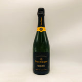 ヴーヴクリコエクストラブリュット 750ml。熟成の美学が生み出す、気品あふれるシャンパーニュ。