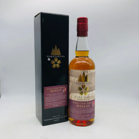 山桜メルローワインカスクフィニッシュ 700ml。メルローワイン樽が生む華やかな果実香のジャパニーズモルト