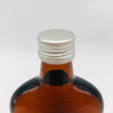 ニッカフロムザバレル 180ml。小瓶に凝縮された、力強き熟成感。 