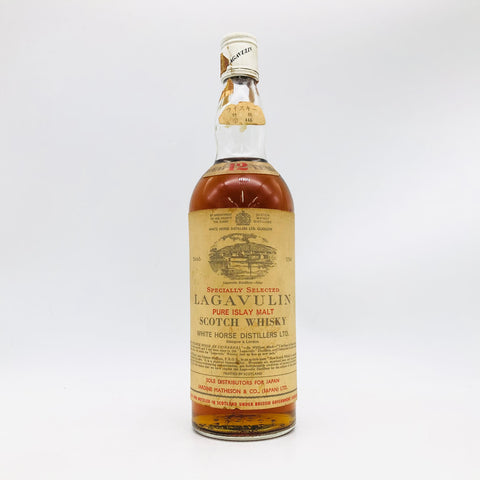 ラガヴーリン 12年 ホワイトラベル 750ml。力強いピート香と海の風味が特徴のアイラモルト。