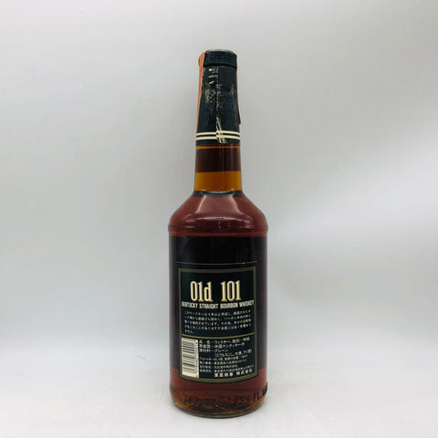 オールド 101 750ml。101プルーフが引き出す、骨太なケンタッキーバーボン。