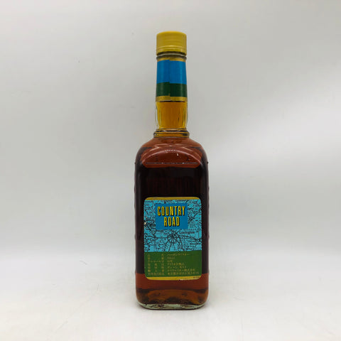 カントリーロード 700ml。毎日に寄り添う、穏やかな味わいのスタンダード。