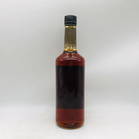 クレメンタイン 8年 750ml。8年の熟成が育んだ、芳醇で深みのあるクラシックバーボン。