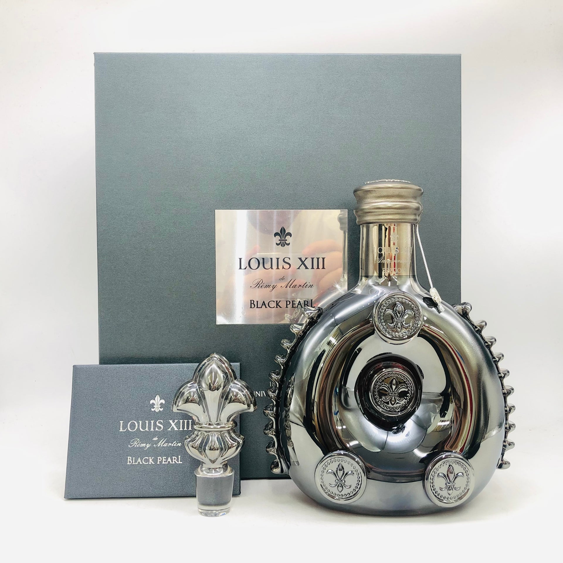 REMY MARTIN レミーマルタン ルイ13世 ブラックパール 観音開き 700ml REMY MARTIN レミーマルタン ルイ13世 ブラックパール 観音開き 700ml