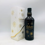 バランタイン クリスマス リザーブ 700ml。冬の夜を華やかに彩る、甘美なクリスマス限定スコッチ。