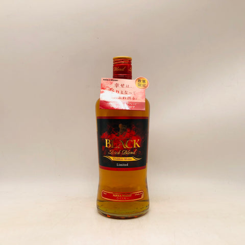 ブラックニッカ リッチブレンド コンフォートアロマ 700ml。くつろぎの時間を包み込む、芳醇な香りの限定リッチブレンド。