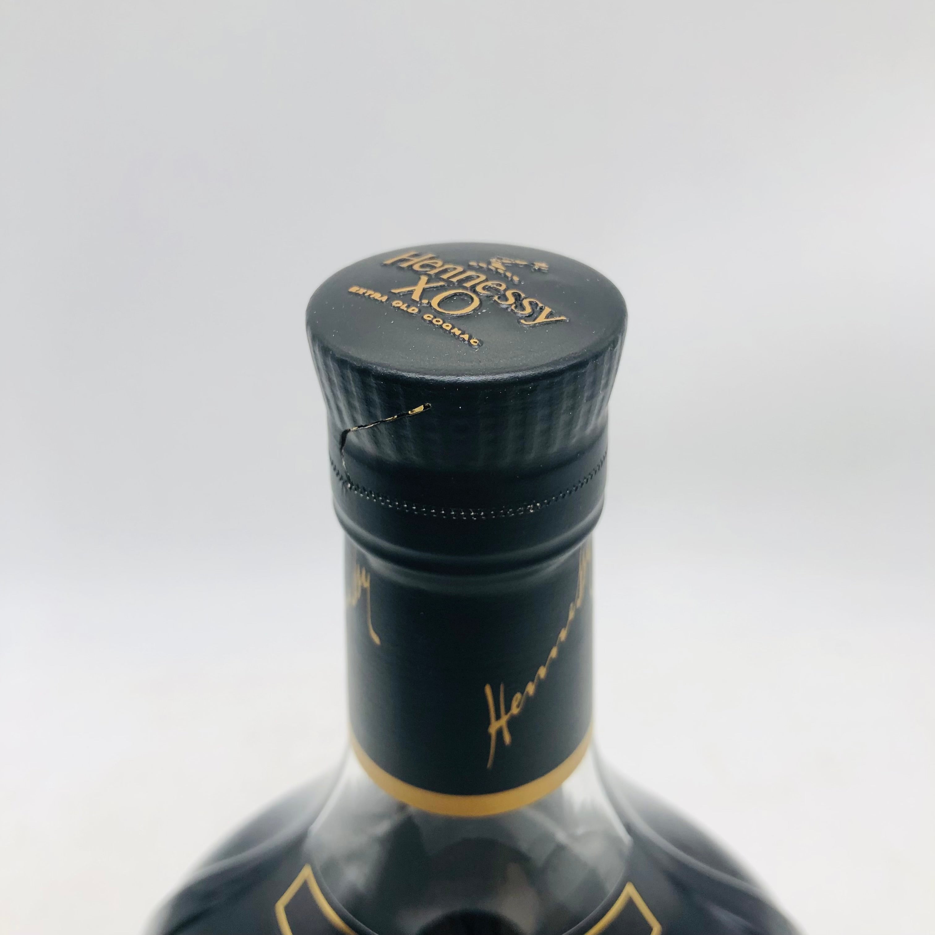 HennessyヘネシーX.O ブランデー　黒キャップ Hennessy ヘネシー XO 黒キャップ ブランデー 1000ml 40% 箱あり – お
