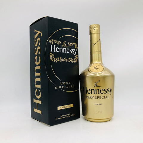 ヘネシー VSゴールドボトル 700ml。黄金に輝く、フレッシュなコニャック。 
