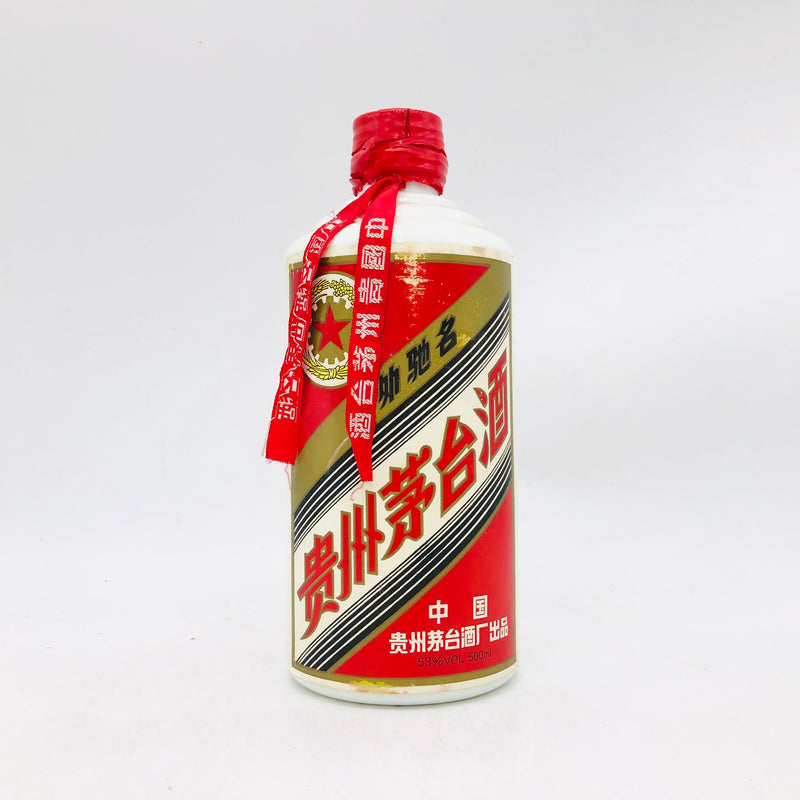 貴州茅台酒 五星麦ラベル 500ml、赤地に五つ星の伝統デザイン。力強くまろやかな白酒。