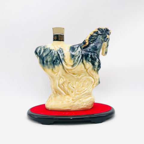 SUNTORY サントリー ローヤル 干支ボトル 午 2014年 台座あり 600ml SUNTORY サントリー ローヤル 干支ボトル 午 2014年 台座あり 600ml