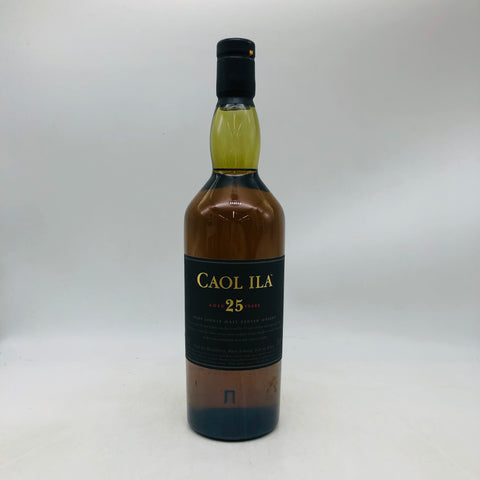 カリラ25年 700ml。静寂の煙、25年の記憶。　