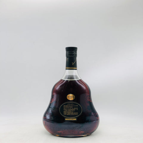 ヘネシー XO COGNAC 黒キャップ 700ml。重厚さと気品を極めた、コニャックの象徴