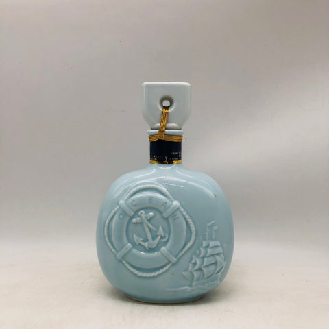 グロリア オーシャン 陶器ボトル ウイスキー特級 720ml 。昭和の記憶を映す、懐かしき国産ウイスキー