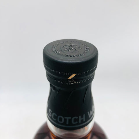 バランタイン18年グレンバーギー 700ml。バランタインが誇るフルーティーな核心。