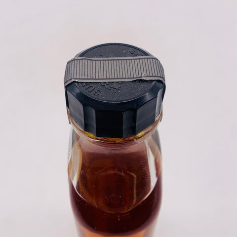 サントリー 山崎蒸溜所 樽出原酒 8年貯蔵 ベビーボトル 190ml。若さと原酒の力強さを楽しむ、山崎樽出原酒の原点