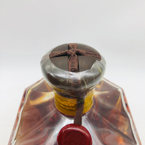 サントリー ウイスキー プレステージ 25年 750ml。25年の静寂が紡ぐ、究極の円熟