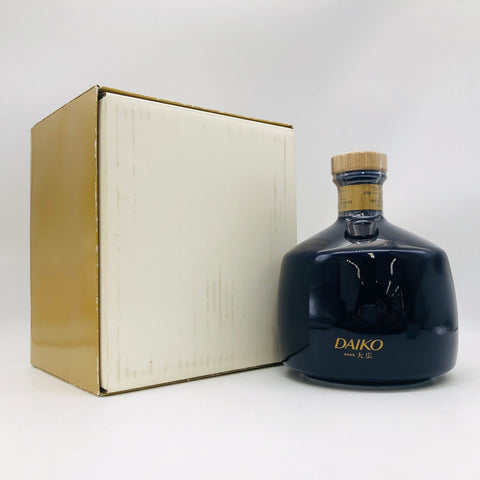SUNTORY 山崎12年 ピュアモルト 陶器ボトル 大広 700ml – お酒の通販 SUNTORY 山崎12年 ピュアモルト 陶器ボトル 大広 700ml – お酒の通販