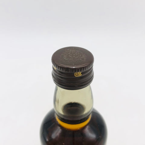 サントリー 山崎蒸留所 樽出原酒 ミニチュアボトル 50ml。原酒の力強さを凝縮した、山崎蒸留所の一滴。